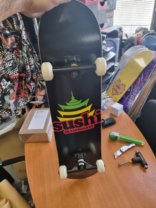 Скейтборд Sushi 8.125 birdhouse-колела