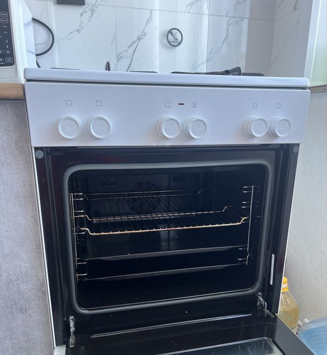 Продается газовая плита Bosch