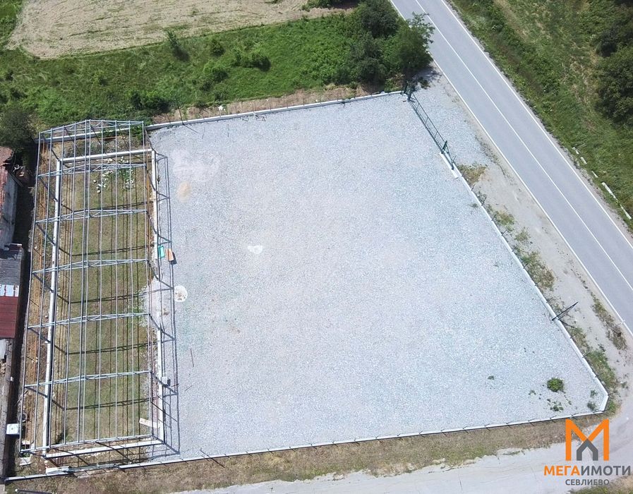 Продава се Заведение в Севлиево - 2500 кв.м за 55 €/кв.м - Снимка #1