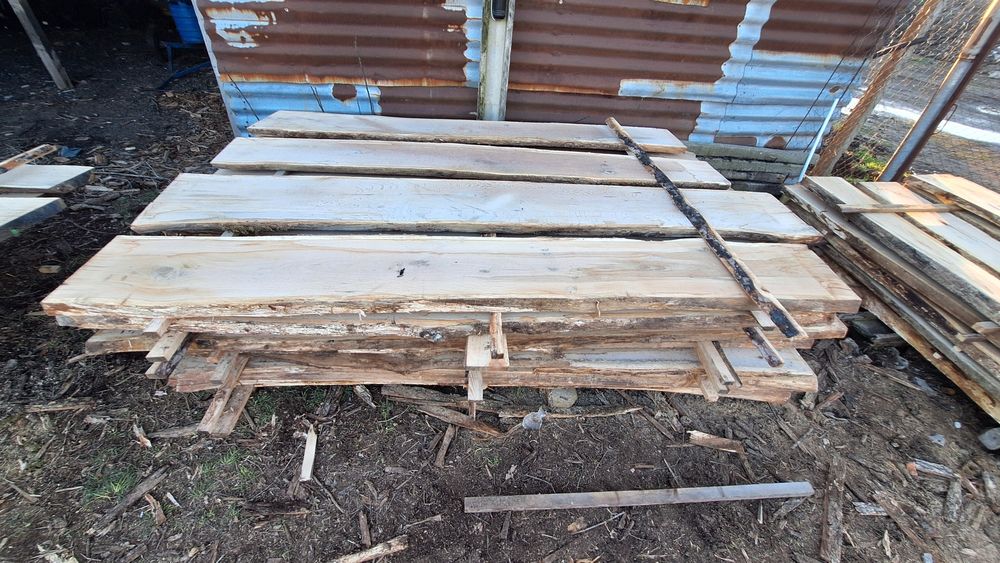 Дъбов материал сух 2.70 на 5,6 см