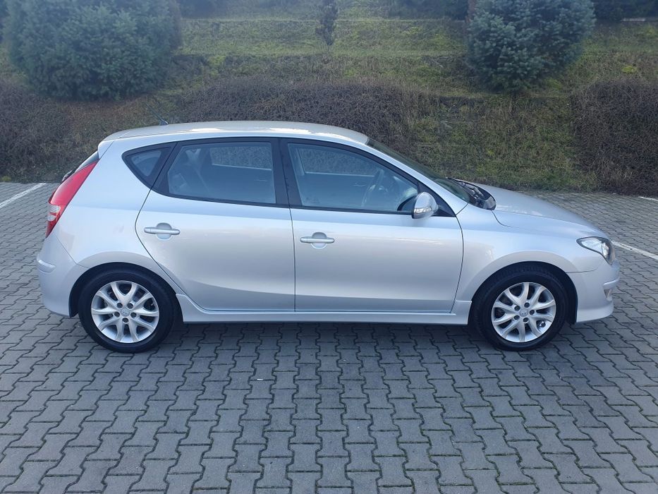 *Hyundai i30*2011*1.4benzina*109cai*euro5*piele*klimatronik*