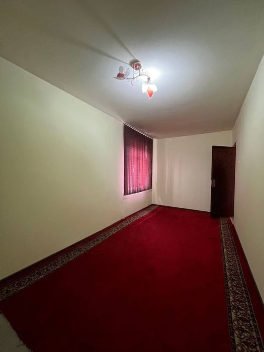 Kirgili pelikanda 4qavatli etajning 4-qavatida 2xonali uy