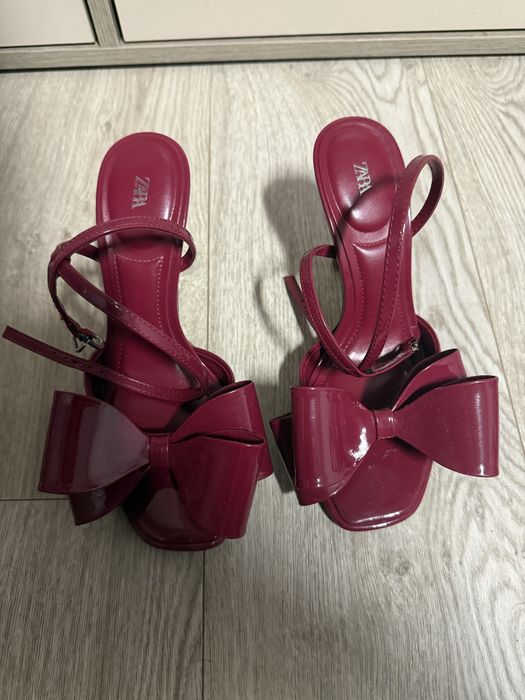Дамски токчета Zara