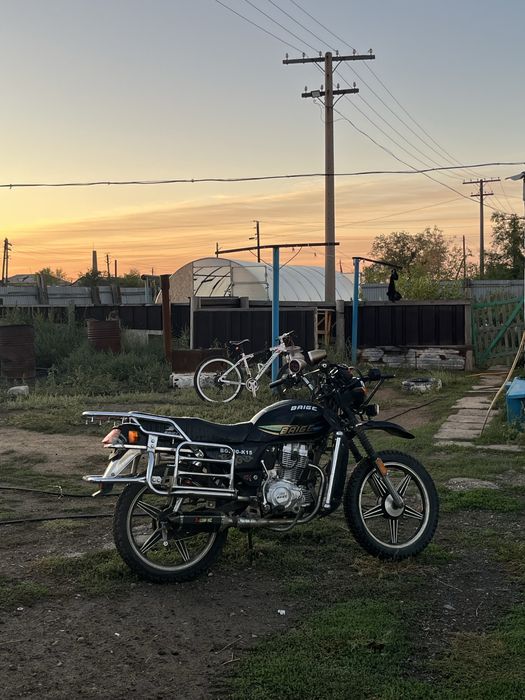 Продам мотоцикл 200куб