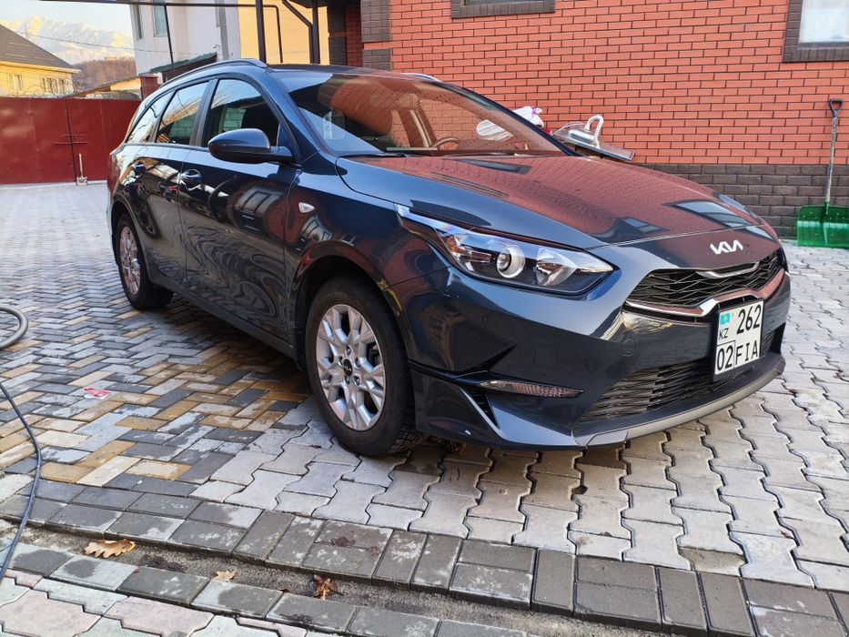 Kia ceed универсал  2024 года