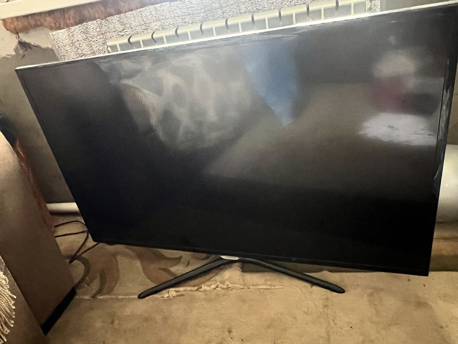 Телевизор на запчасти