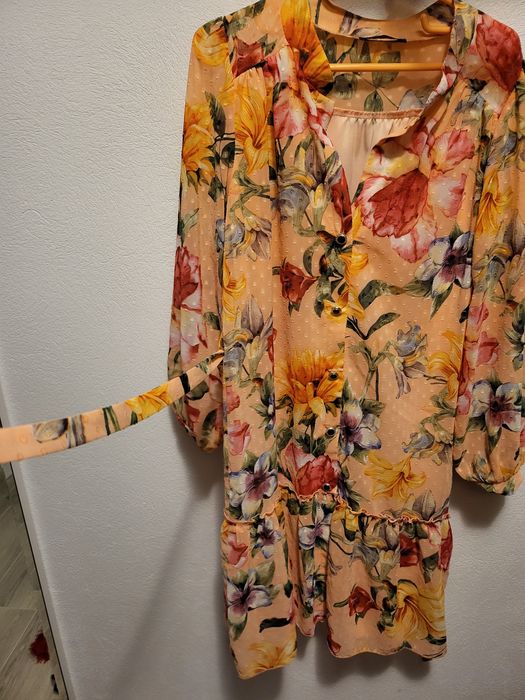 Rochie flori deosebita