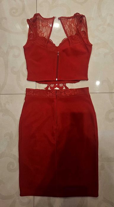 Червен официален комплект от 2 части
