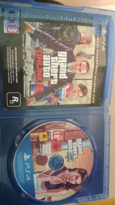 Диск на PS4 , GTA
