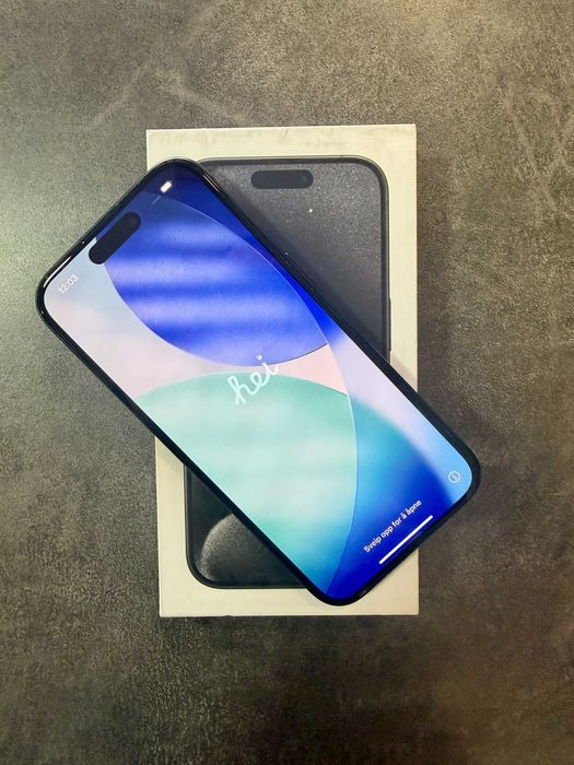 Apple iPhone 15 Pro 256GB — Black Titanium