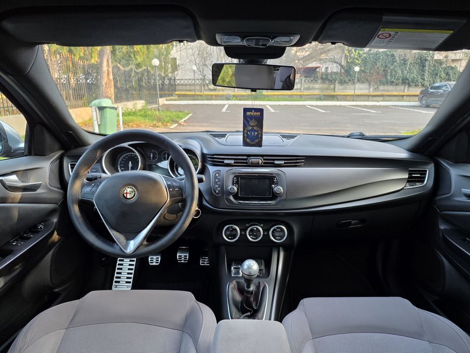 De vânzare Alfa Romeo Giulietta 2014 EURO 5