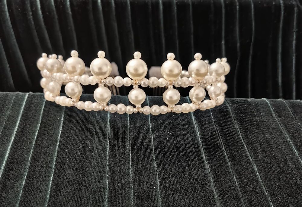 Vând coronita / diadema / tiara de de mireasa cu perle