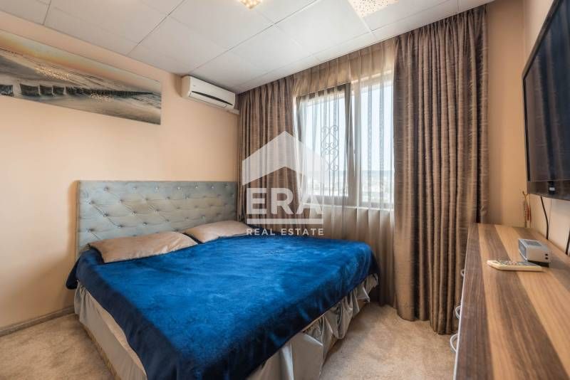 Продава се Тристаен апартамент в Варна, Център - 94 кв.м за 2394 €/кв.м - Снимка #10