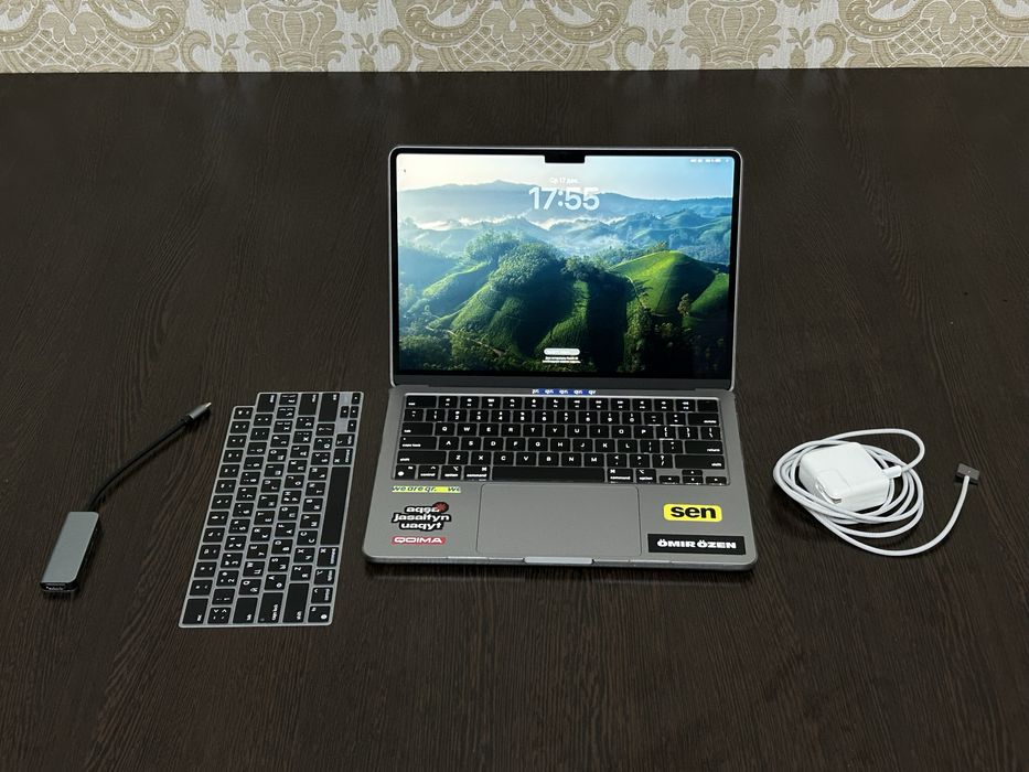 Apple Macbook air 13