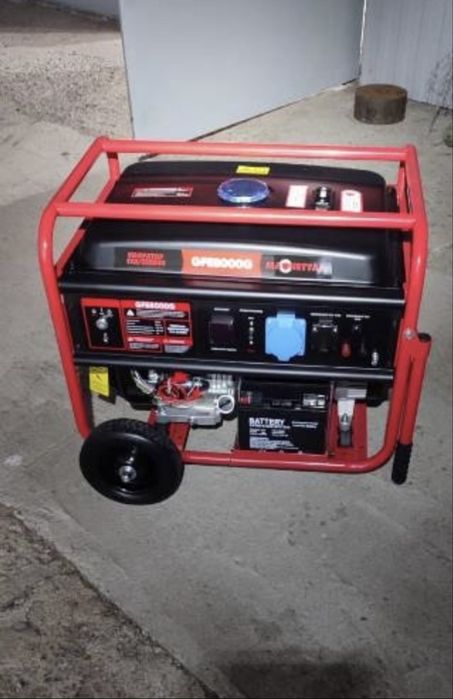 Продоется бензиновый- газовый генератор