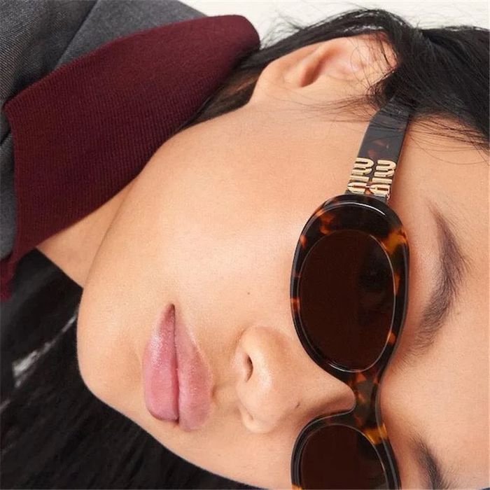 Miu miu слънчеви очила