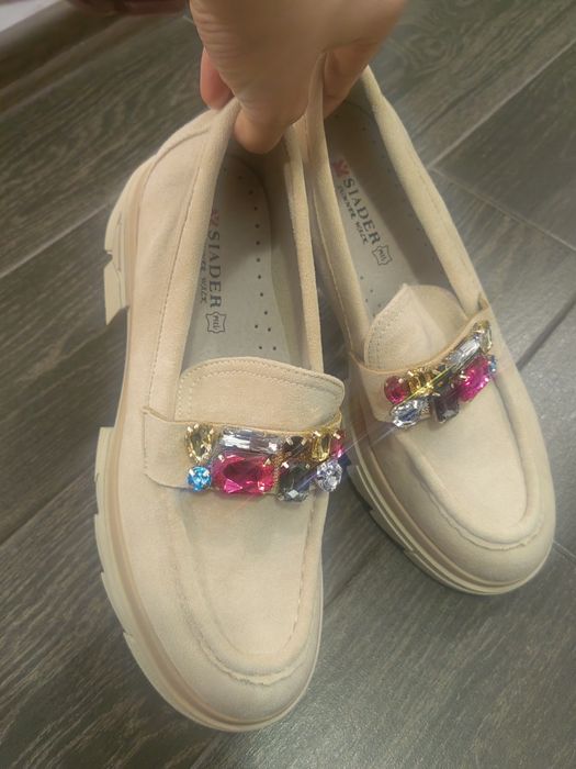 Официални обувки