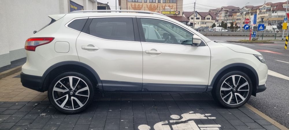 Nissan Qashqai 1.6 diesel, Automat ,Euro 6,Proprietar, model Tekna +