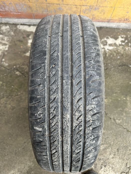 Балон 205/70/15.