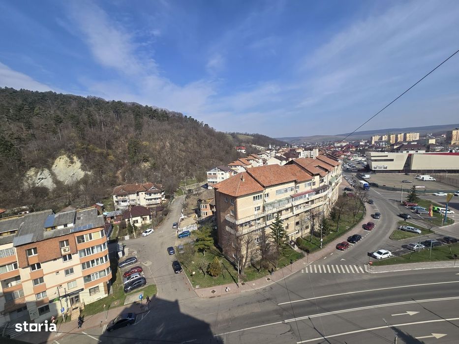 OFERTĂ: Apartament o cameră cu balcon bloc de apartamente!