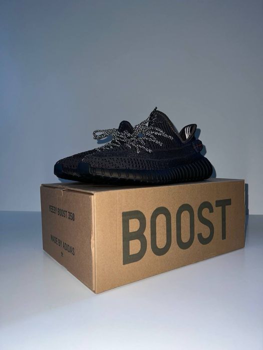 Yeezy Boost 350 V2 'Black Non-Reflective'