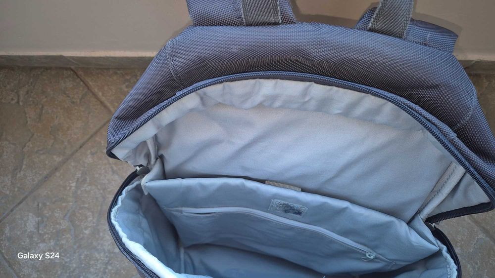 Продавам раница  American Tourister