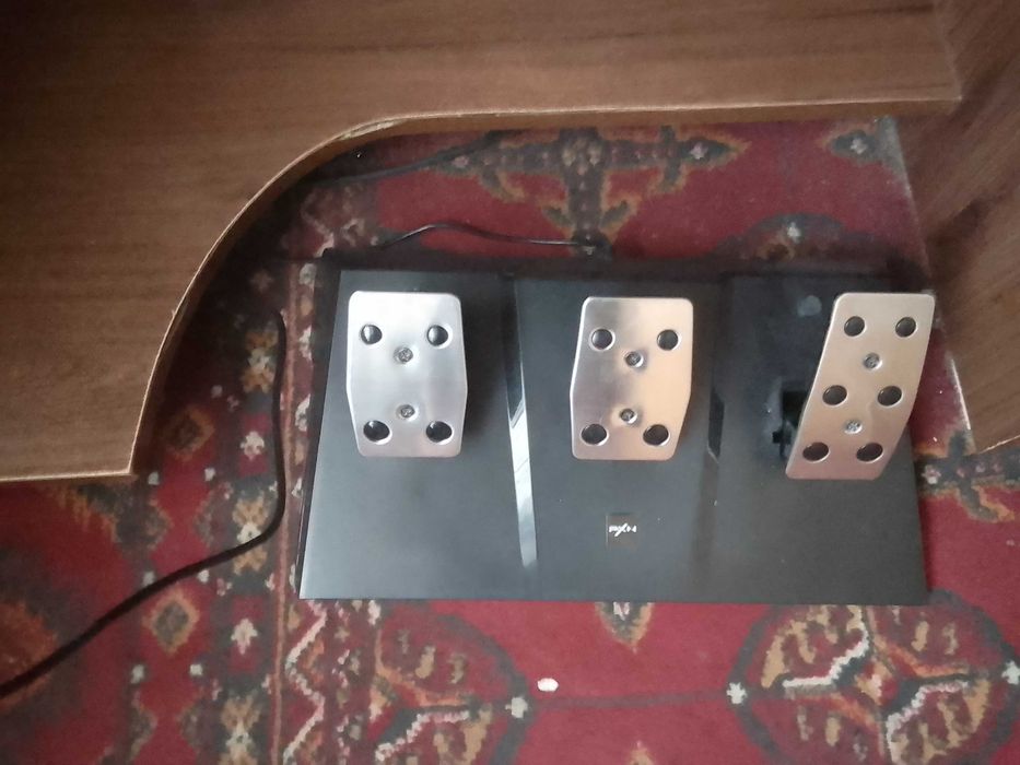 Продается игровой руль связи с переездом