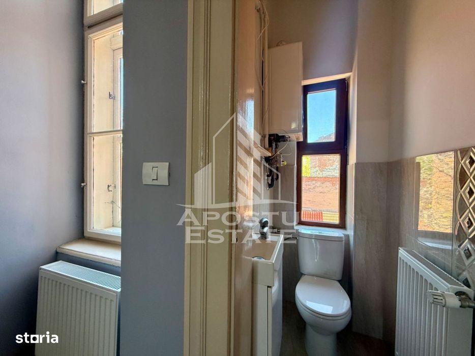 Apartament 5 camere de vanzare, renovat, zona Sinaia Timisoara