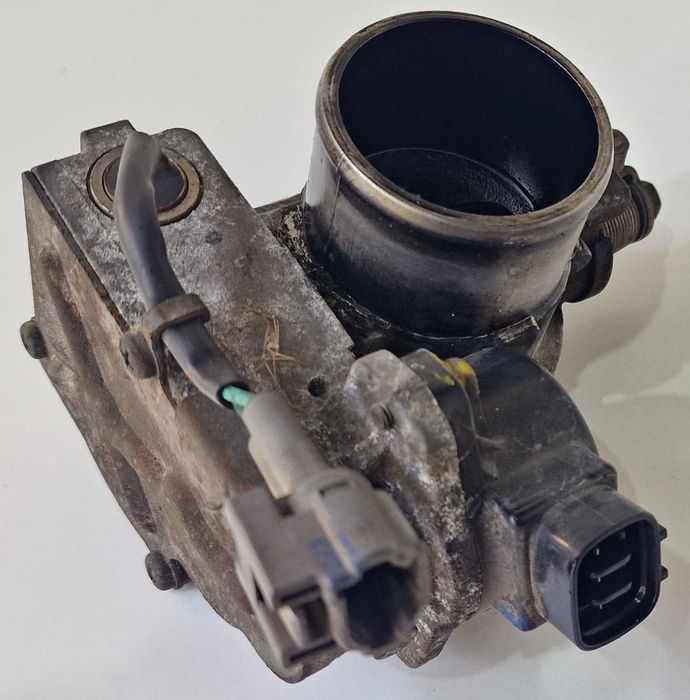 Дросел Дроселова Клапа Тойота Авенсис Корола Версо Toyota Rav4 2.0 D4D