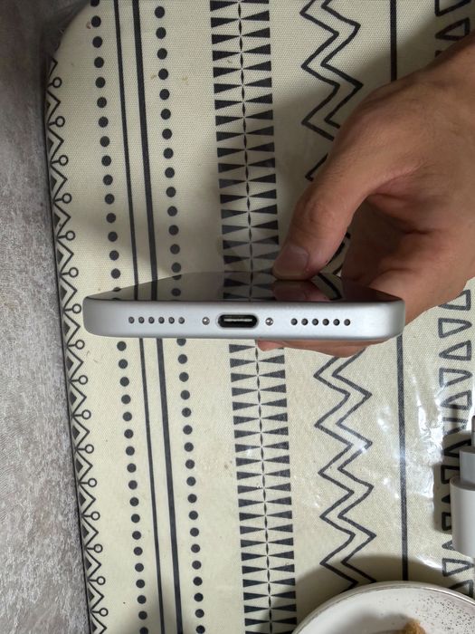 Продаю iphone 17 pro max 256 gb