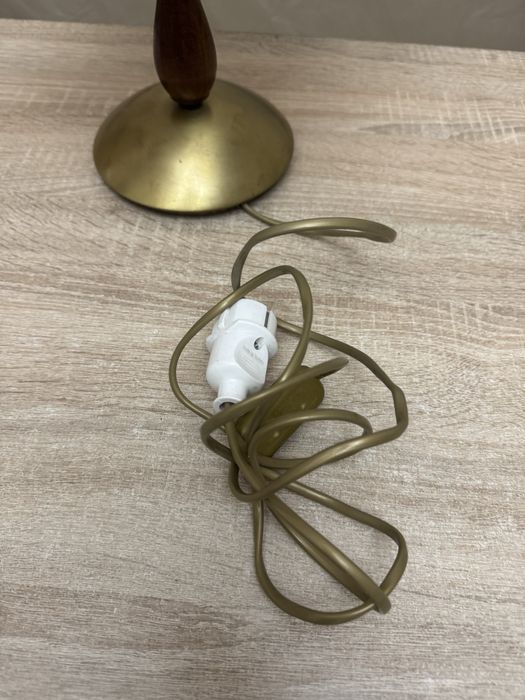 Продам светильник