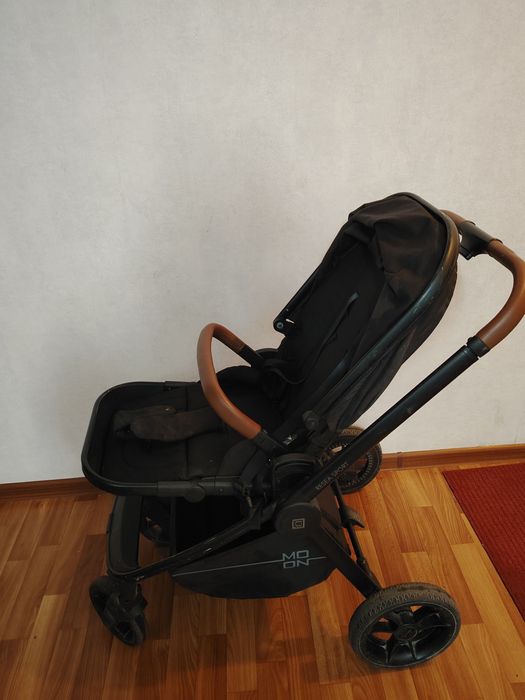 Коляска для прогулки