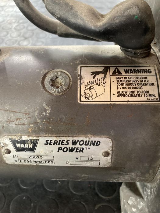 Лебедка WARN от Land Rover