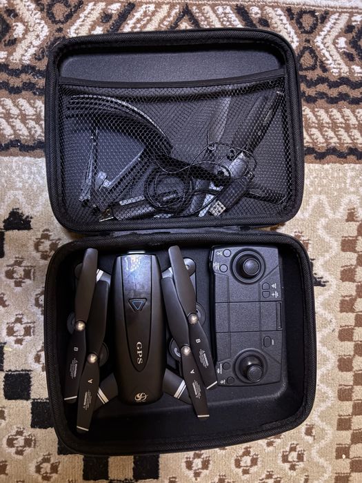 Продам дрон новый