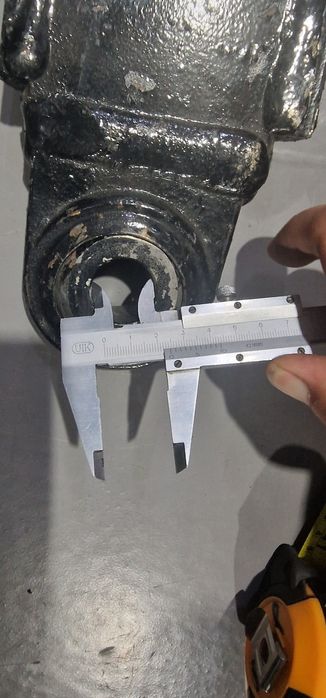 Tirant inferior tractor case new holland valtra same fiat fendt pret 1