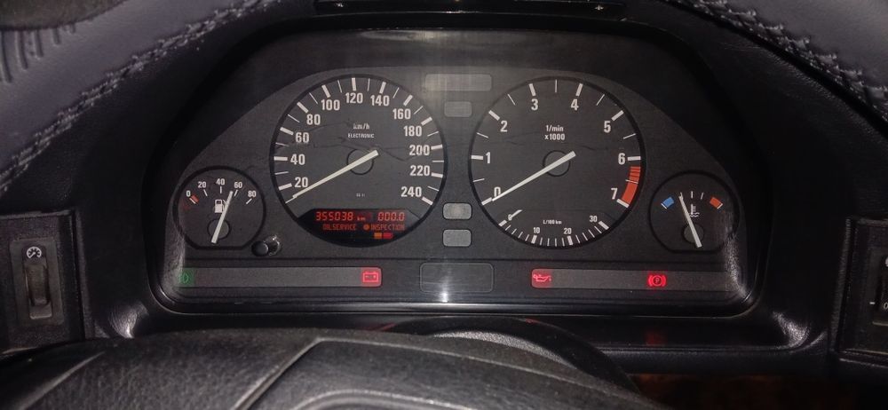 Продается BMW e34 520i. 2.0л