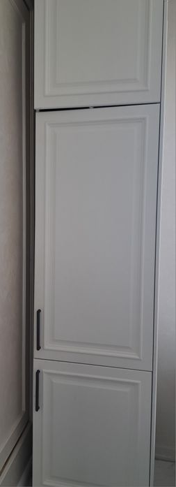 Холодильник стройный