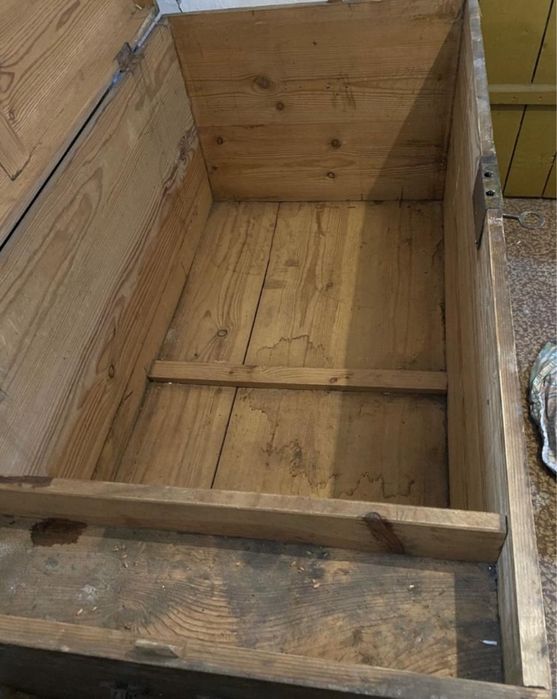 Старинный сундук