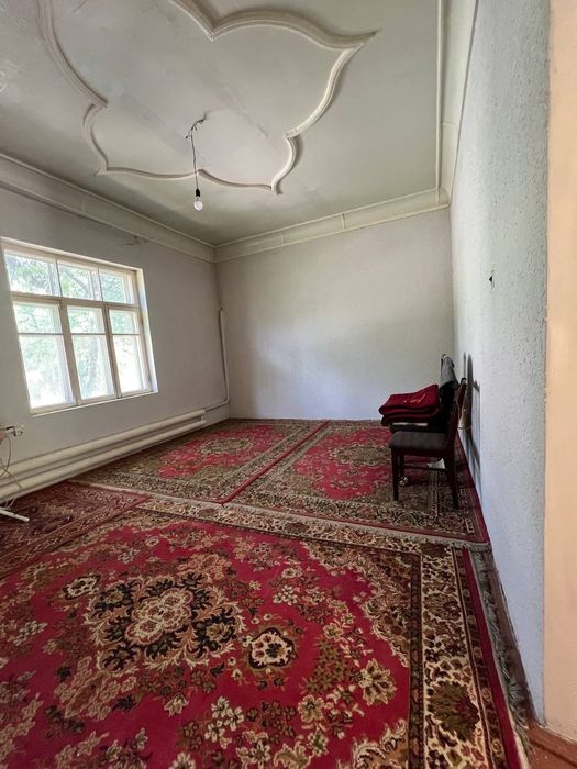 Хасанбойда уй сотилади.