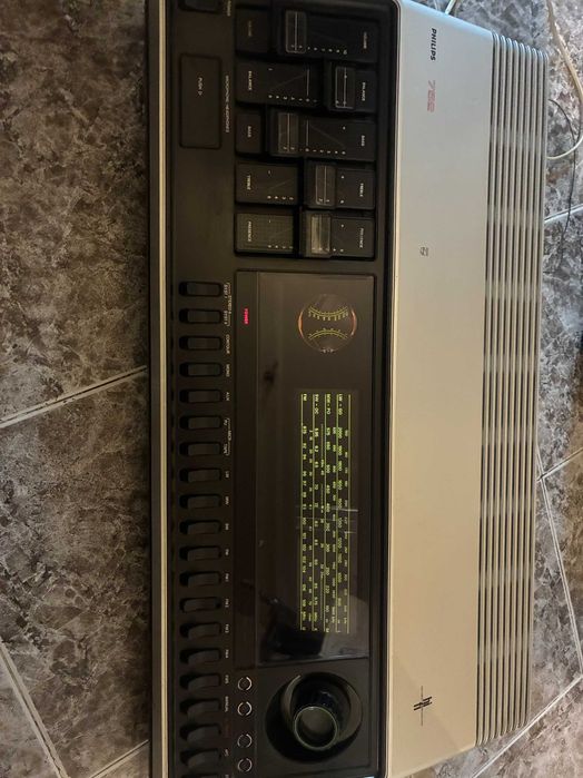 Стерео Ресивър Philips 752 (22RH752) „Самолетоносач“