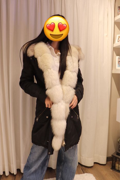 Парка с яка от лисица