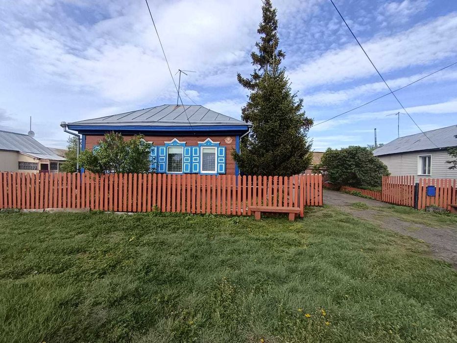 Продается частный дом с.Петерфельд 90 кв.м
