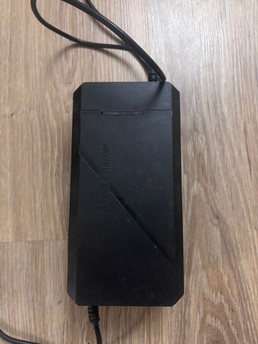 Зарядчик для электровелосипед