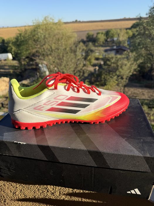 Adidas F50 несени 2 пъти!!!