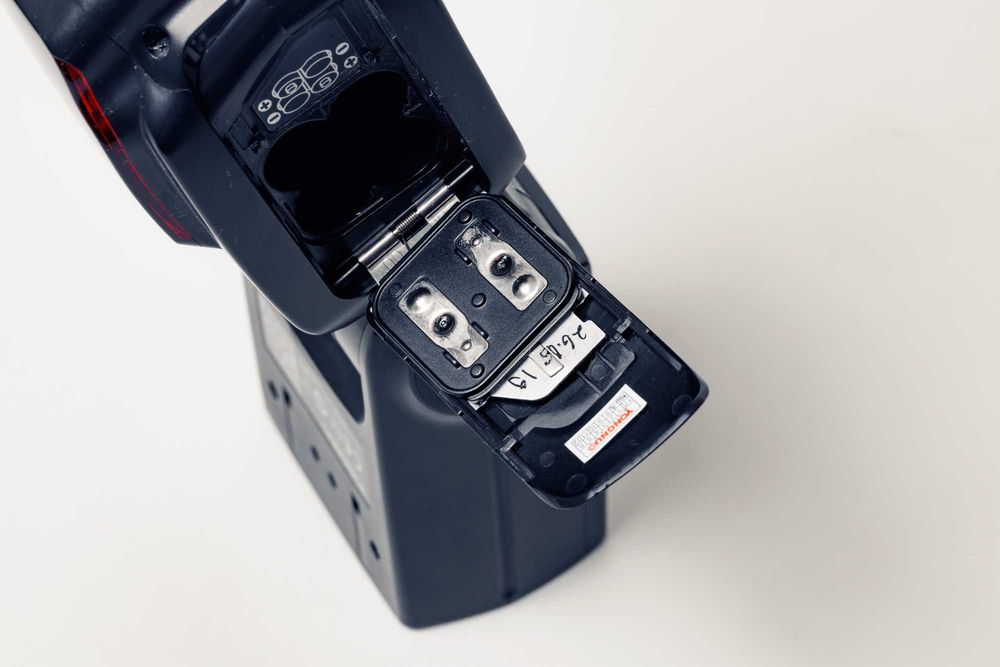 Вспышка Yongnuo Speedlite YN-660