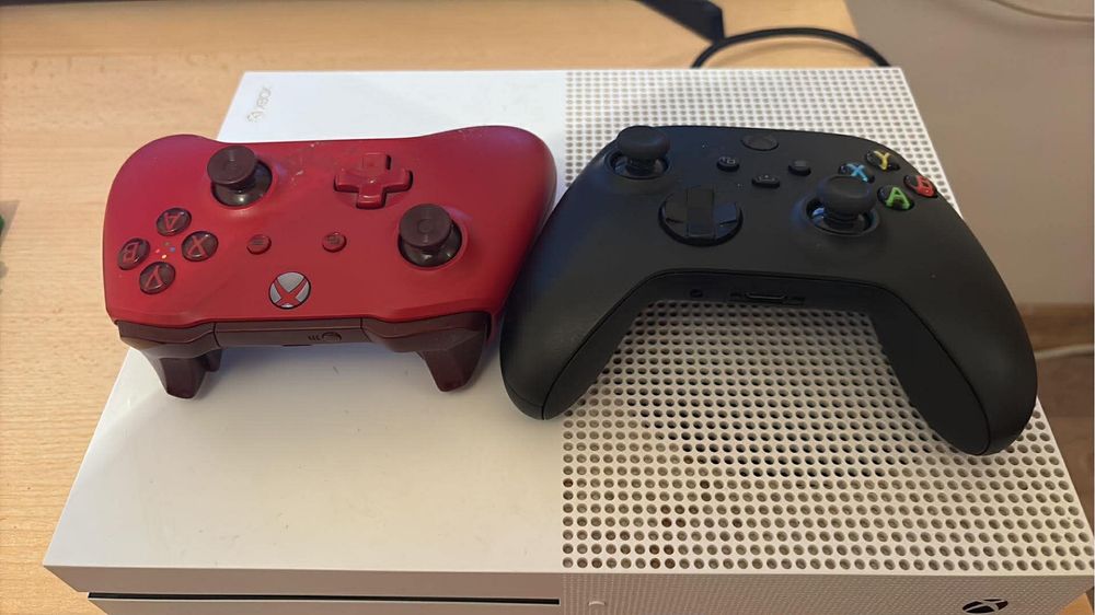 XBOX One S + jocuri !!!
