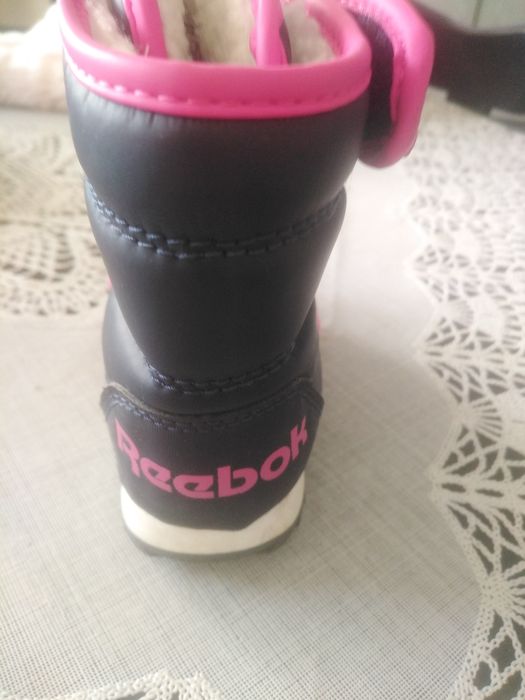 Бебешки апрески Реибок 21номер