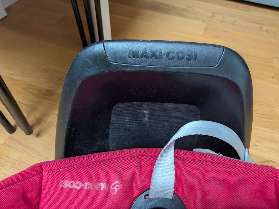 Scoică auto + bază Isofix Maxi Cosi