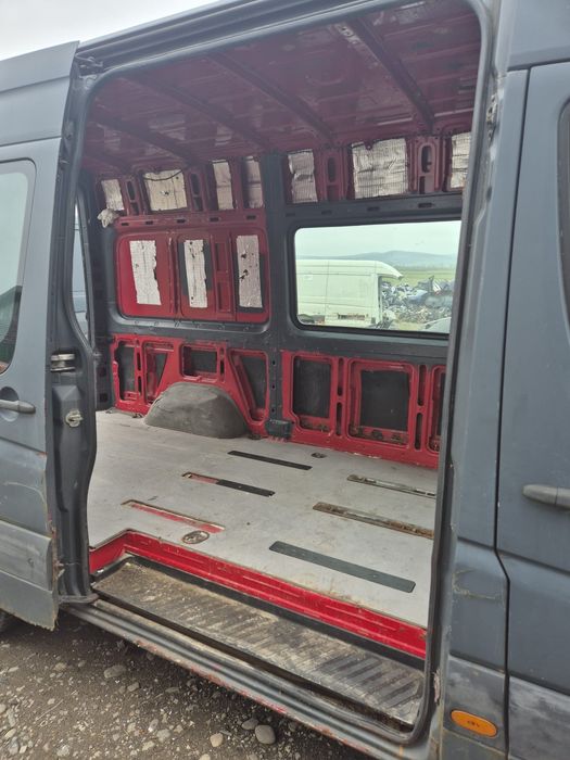 De vanzare vw crafter 2.5 tdi an 2007 euro 4 cu doar 253755 km rulati