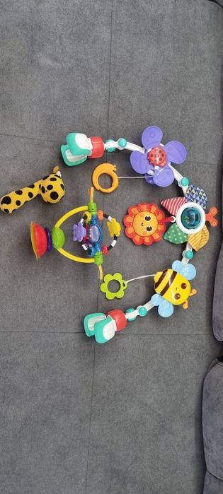 Арка с активности и въртяща се играчка за столче 2в1 на  Playgro  + подарък